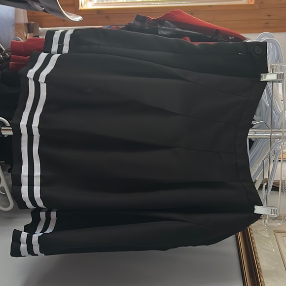 Dollskill skirt - Picture 1 of 2